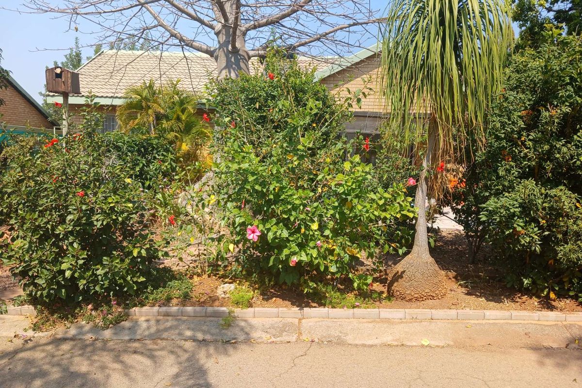 Townhouse For Sale in Bela-Bela Ext 5 - Photo 3