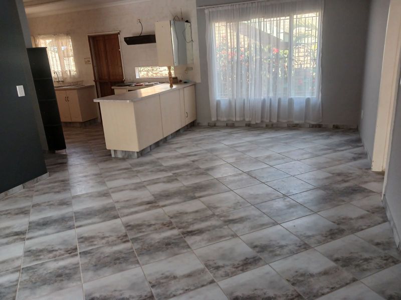 Townhouse For Sale in Bela-Bela Ext 5 - Photo 5