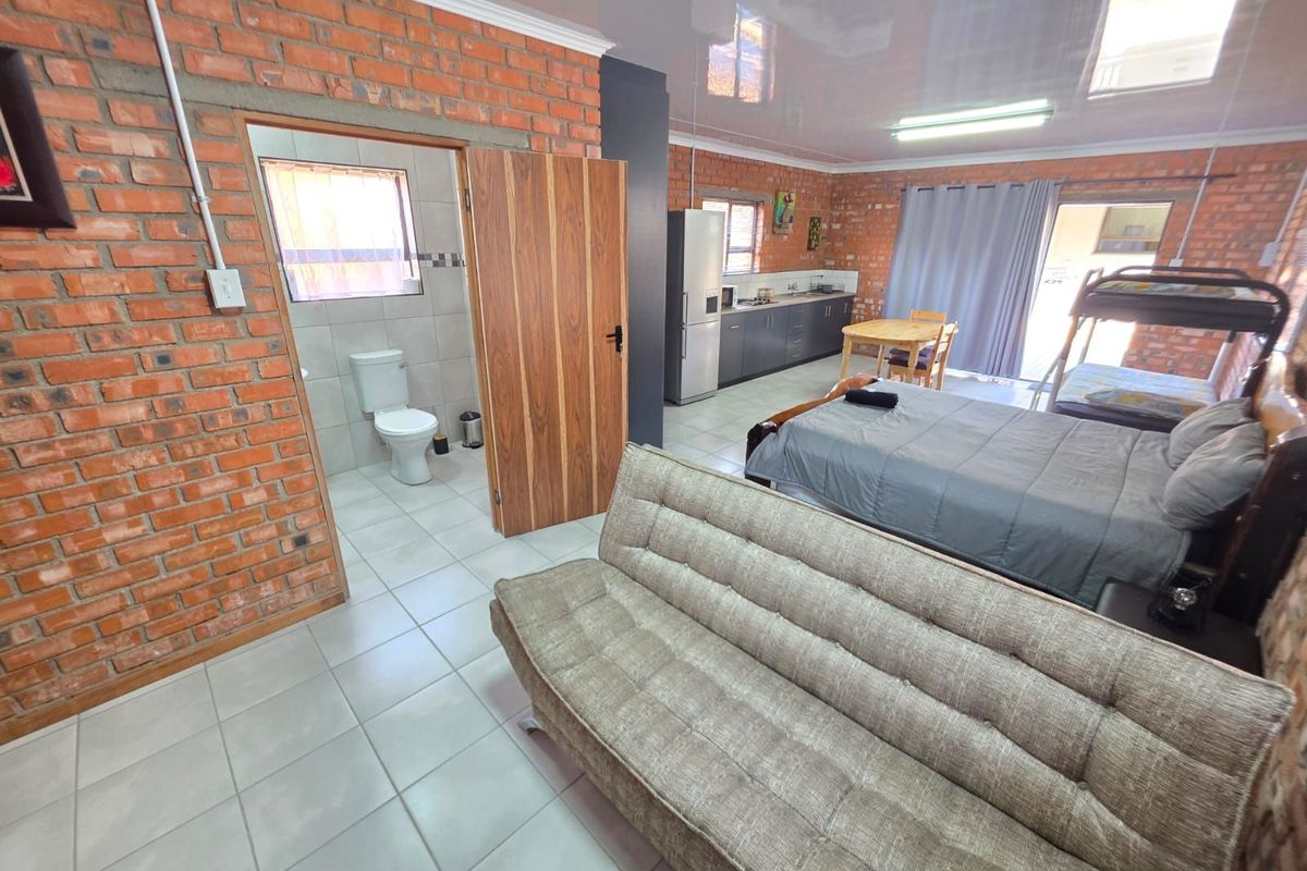 House For Sale in New Park - Photo 5