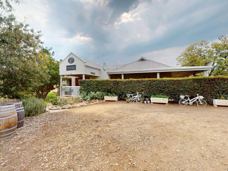 House For Sale in Calitzdorp Central - Photo 2