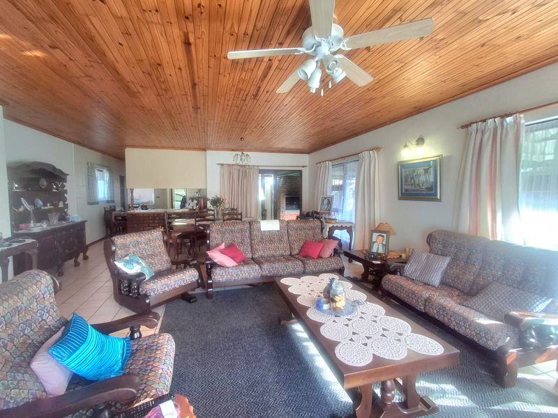 House For Sale in Loerie Park - Photo 7