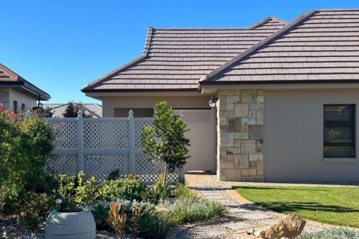 House For Sale in Dana Bay - Photo 4