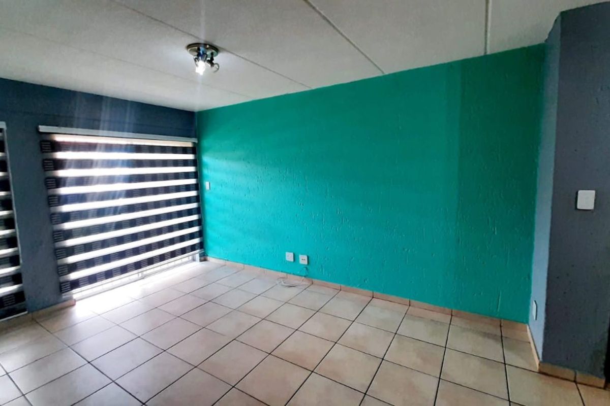 Apartment For Sale in Ormonde View - Photo 5