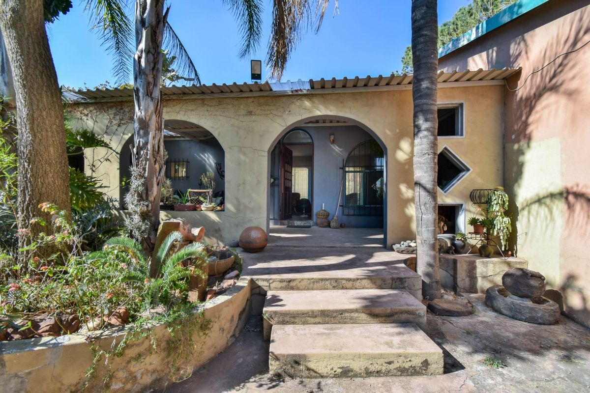 House For Sale in Waterkloof Ridge - Photo 5