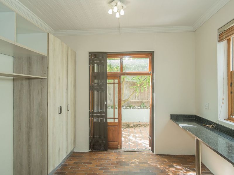 Townhouse For Sale in Sea Point - Photo 9