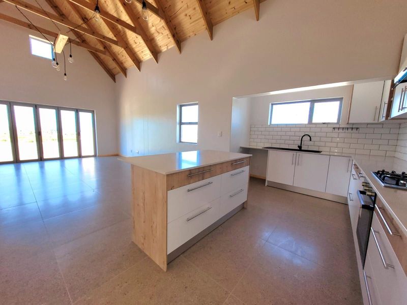 House For Sale in Saldanha Heights - Photo 2