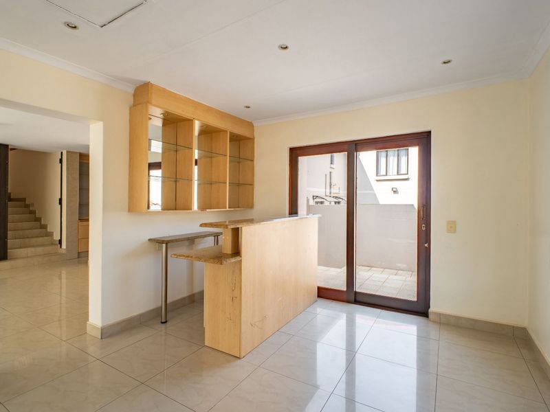 House For Sale in Craigavon - Photo 9