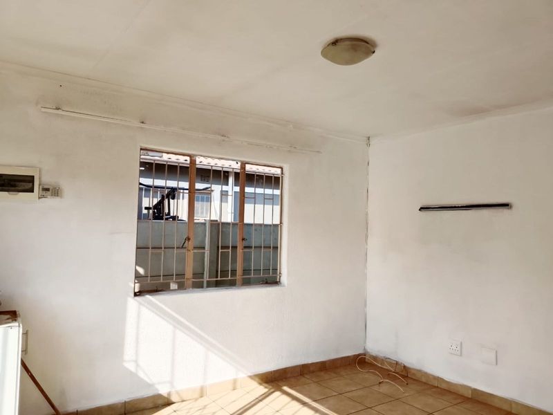 House To Rent in Leopard's Rest Security Estate - Photo 8