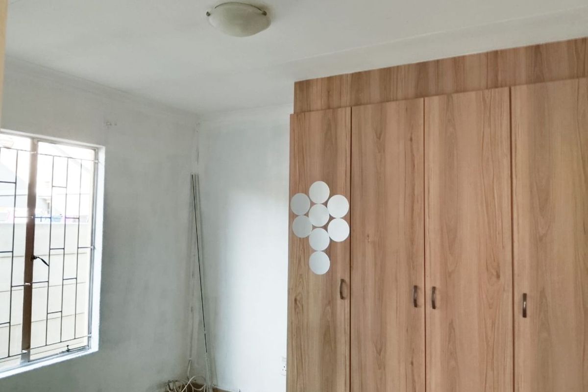 House To Rent in Leopard's Rest Security Estate - Photo 2