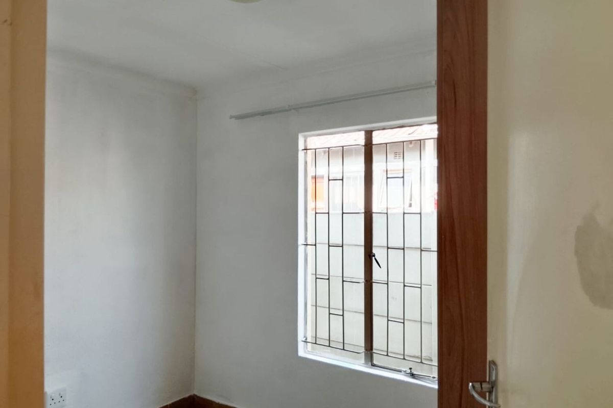 House To Rent in Leopard's Rest Security Estate - Photo 4