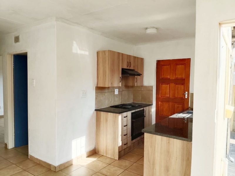 House To Rent in Leopard's Rest Security Estate - Photo 10