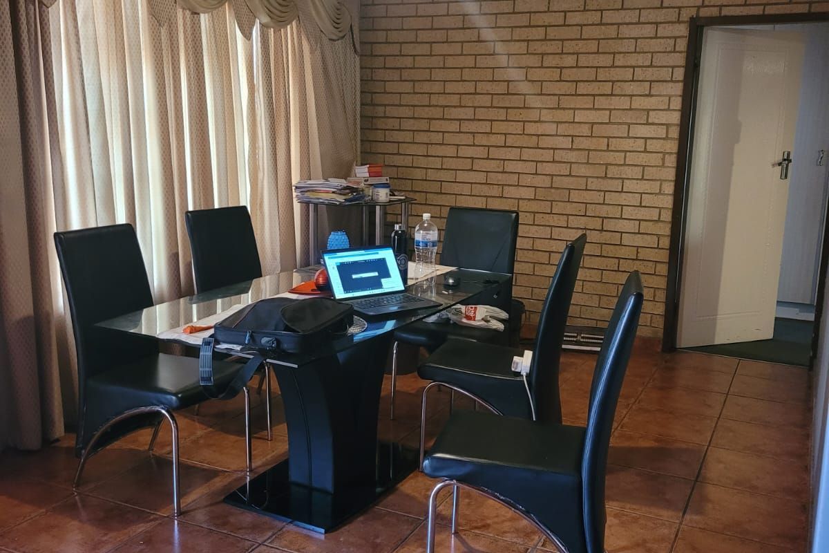 Townhouse For Sale in Reyno Ridge - Photo 3