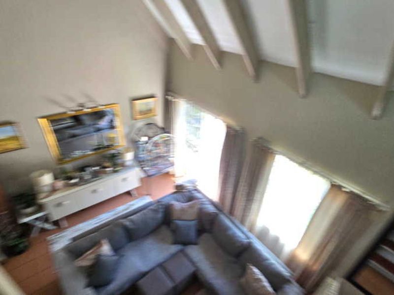 Townhouse For Sale in Garsfontein - Photo 8