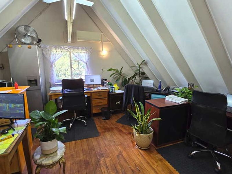 Townhouse For Sale in Garsfontein - Photo 6