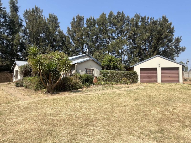 House For Sale in Benoni AH - Photo 2