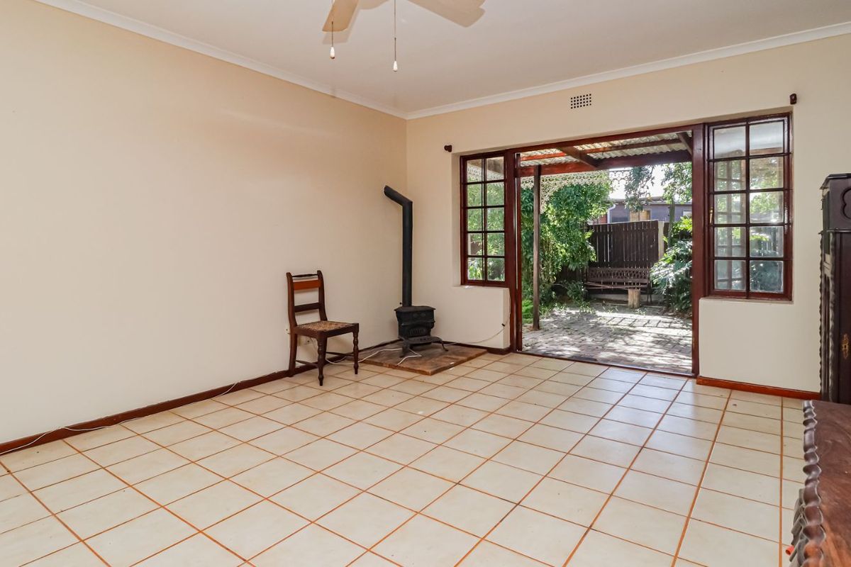 House For Sale in Capri - Photo 5