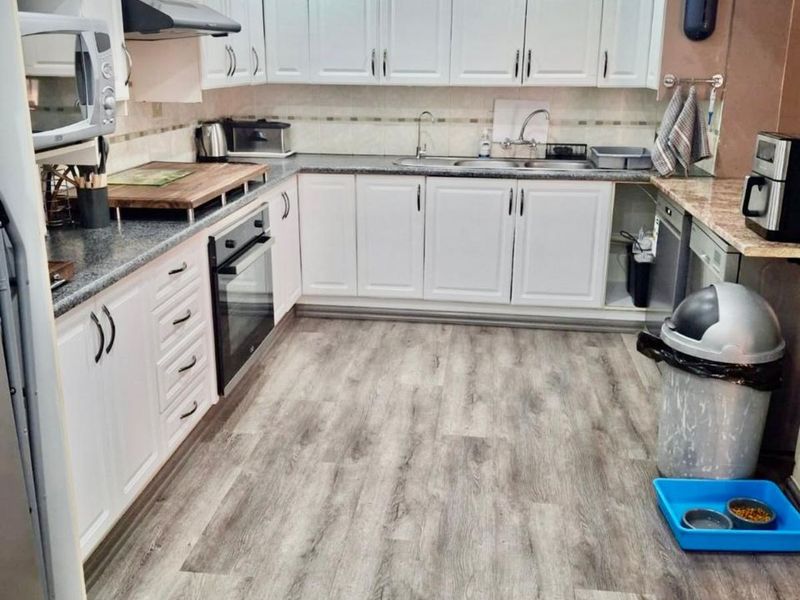 House For Sale in Secunda Central - Photo 9