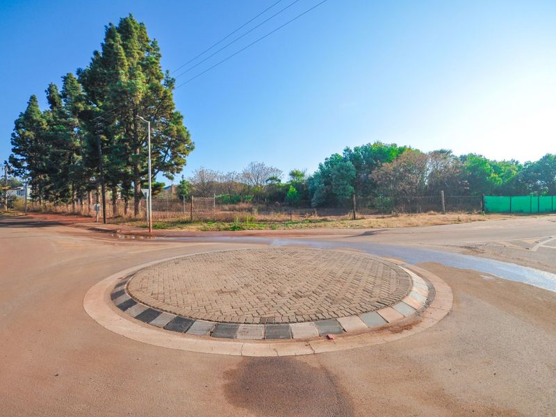 Vacant Land Residential For Sale in Faerie Glen - Photo 2