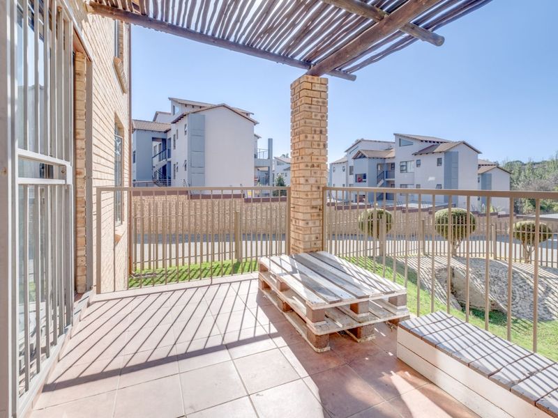 Apartment For Sale in Honeydew Grove - Photo 2