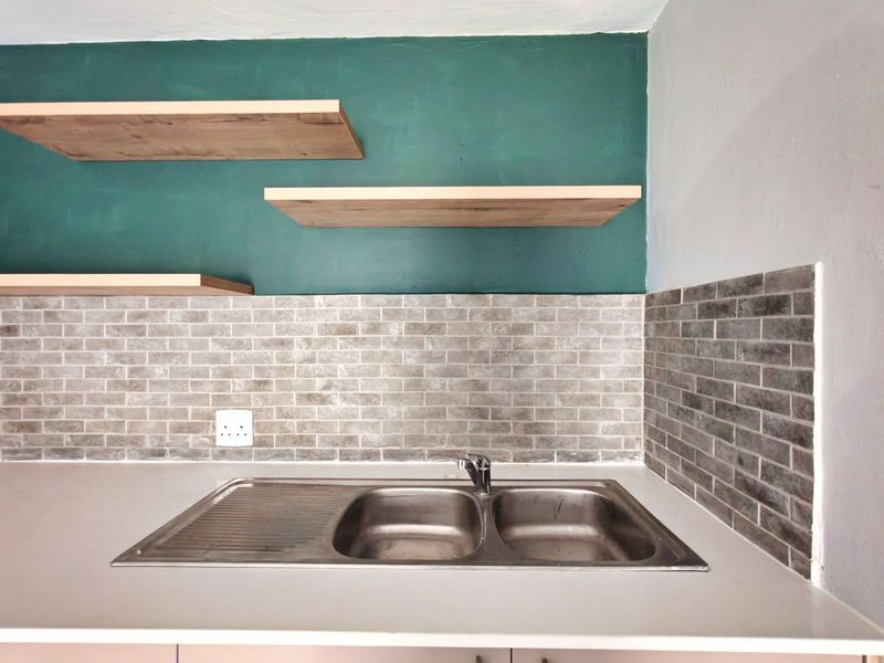 Townhouse For Sale in Hartenbos Central - Photo 7