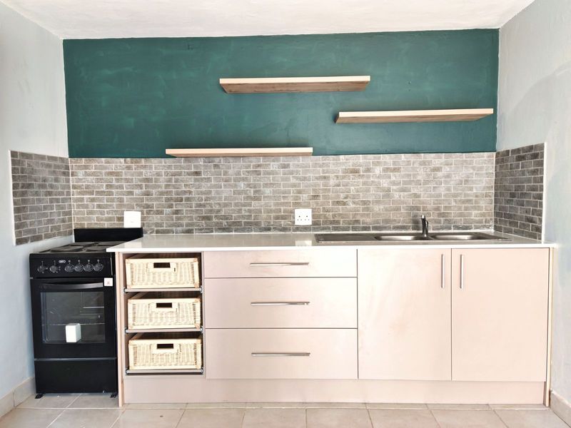 Townhouse For Sale in Hartenbos Central - Photo 5