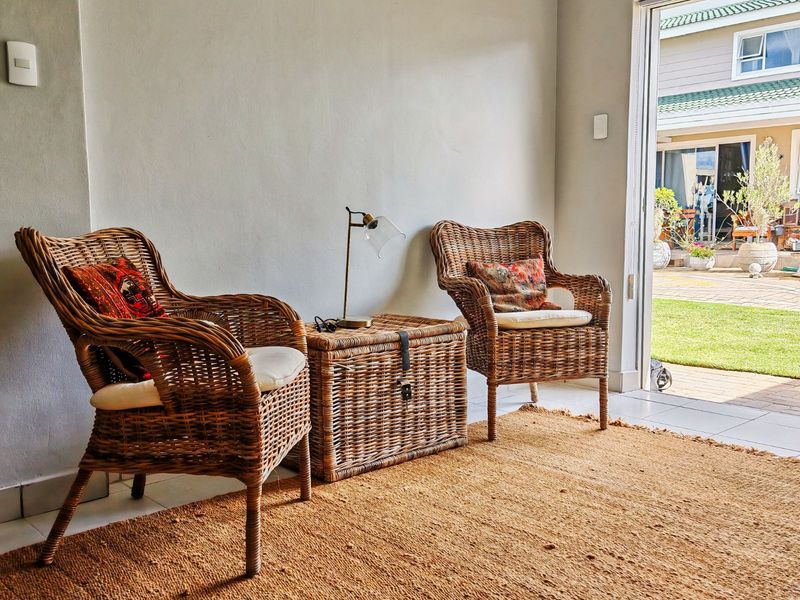 Townhouse For Sale in Hartenbos Central - Photo 3