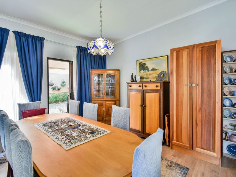 House For Sale in Garsfontein - Photo 9