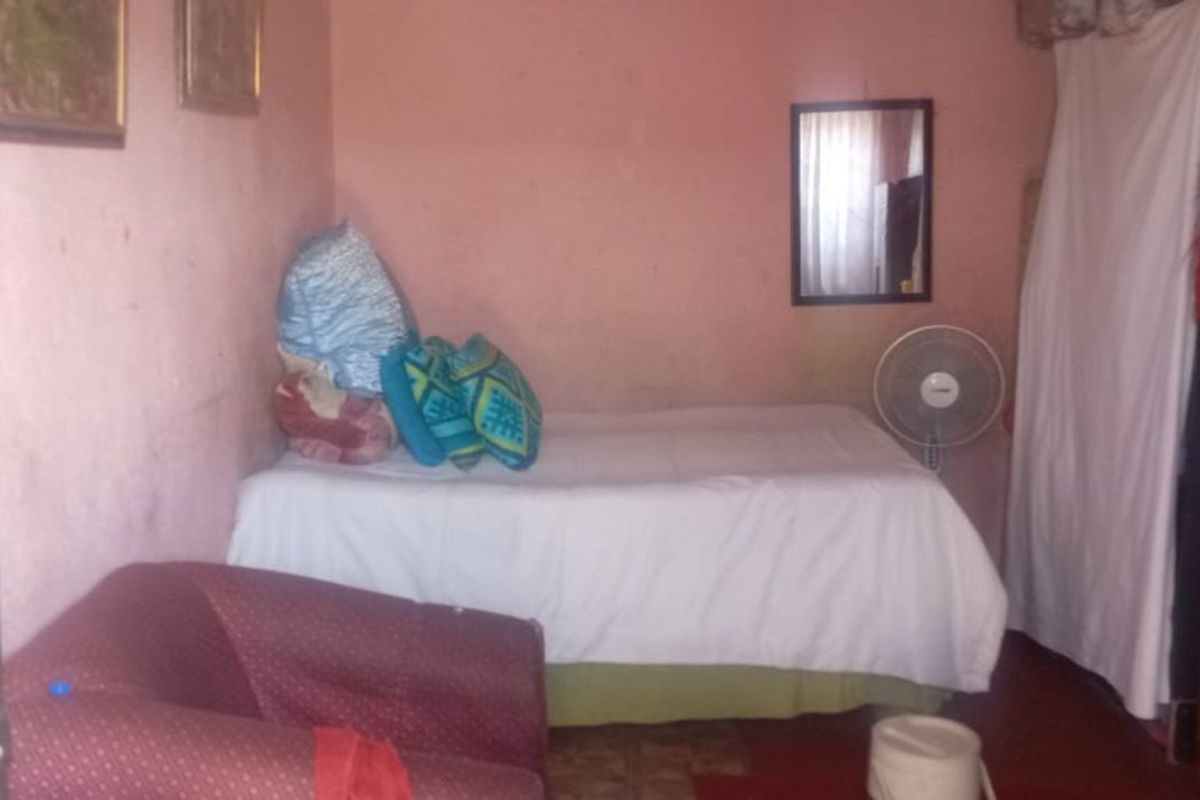 House For Sale in Pretoria West - Photo 2