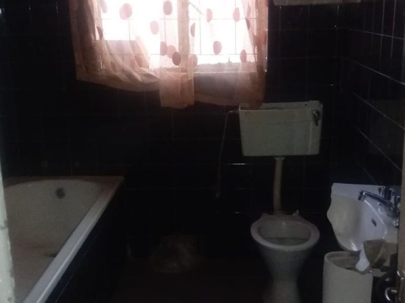 House For Sale in Pretoria West - Photo 10