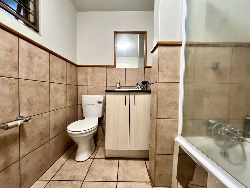 Apartment For Sale in Hatfield - Photo 5