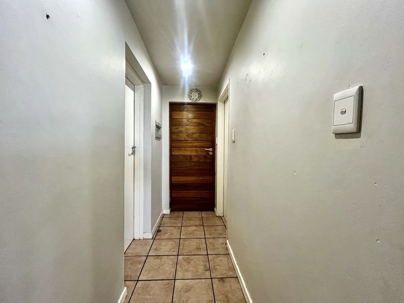 Apartment For Sale in Hatfield - Photo 3