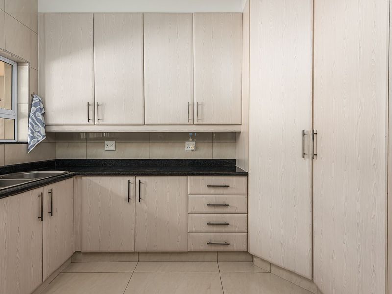 House For Sale in Umtentweni - Photo 8