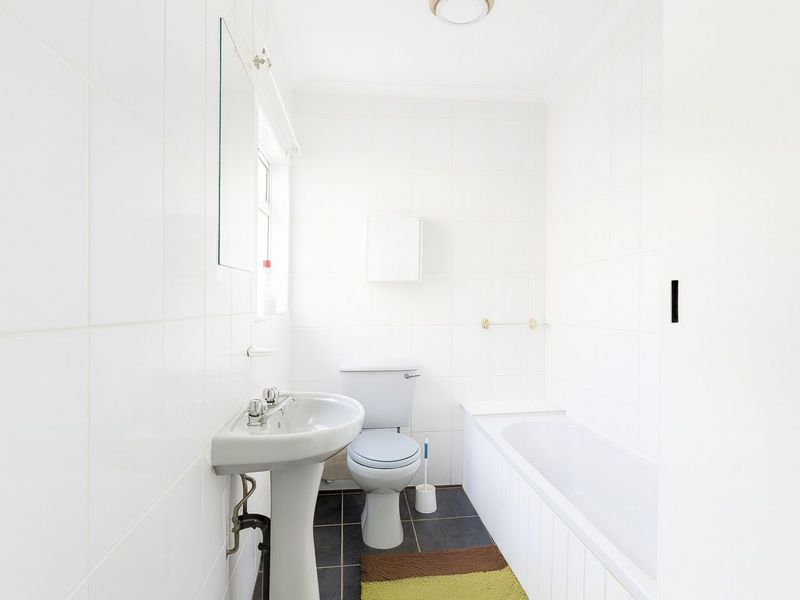 Townhouse For Sale in Reyno Ridge - Photo 5