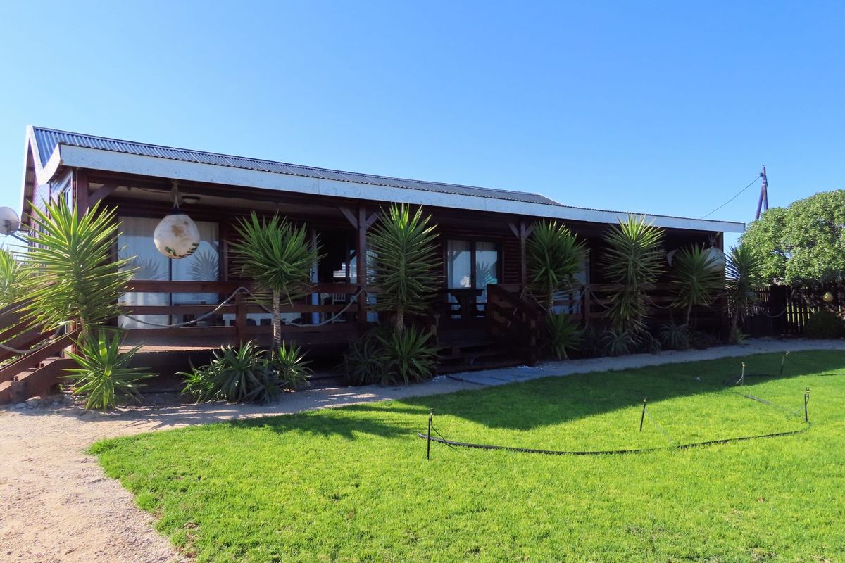 House For Sale in Hondeklip Bay - Photo 4