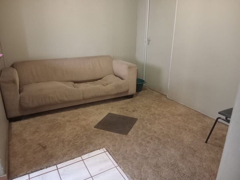 Apartment For Sale in Pretoria Central - Photo 8