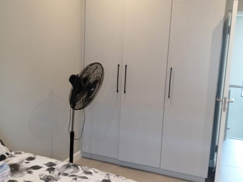 House For Sale in Olivedale - Photo 9