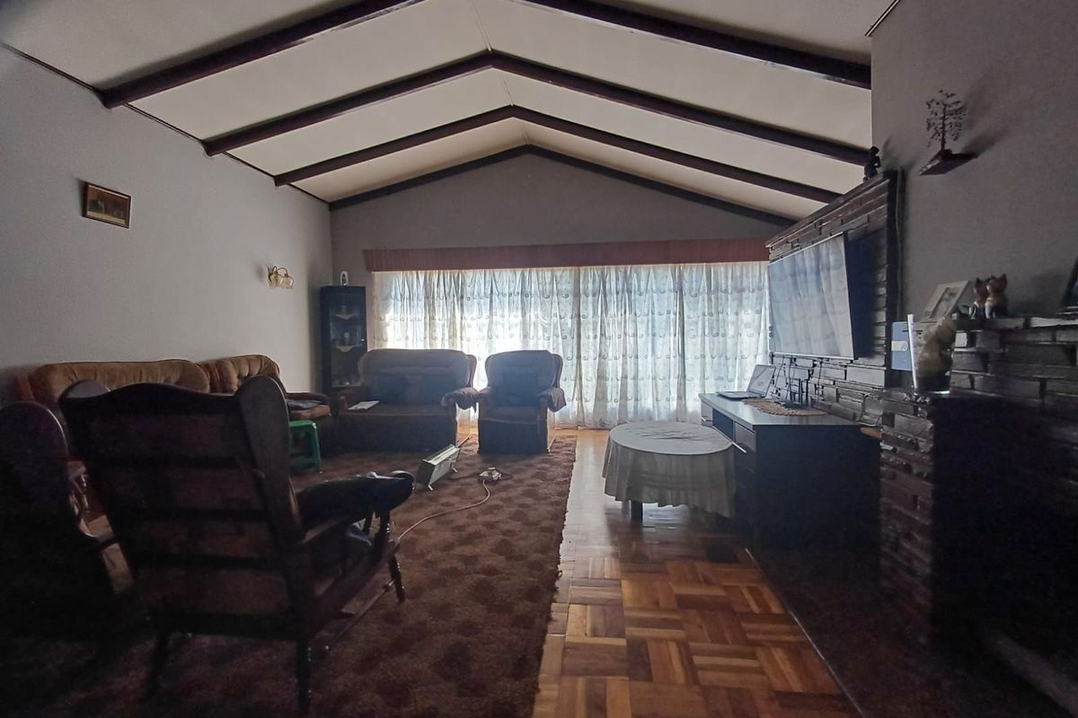 House For Sale in Stilfontein Central - Photo 4