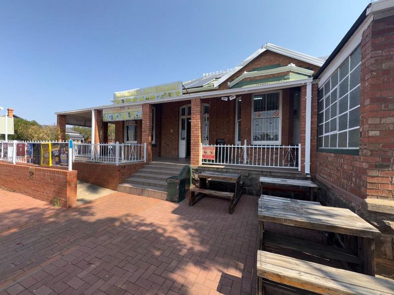 Retail For Sale in Memorial Road Area - Photo 6