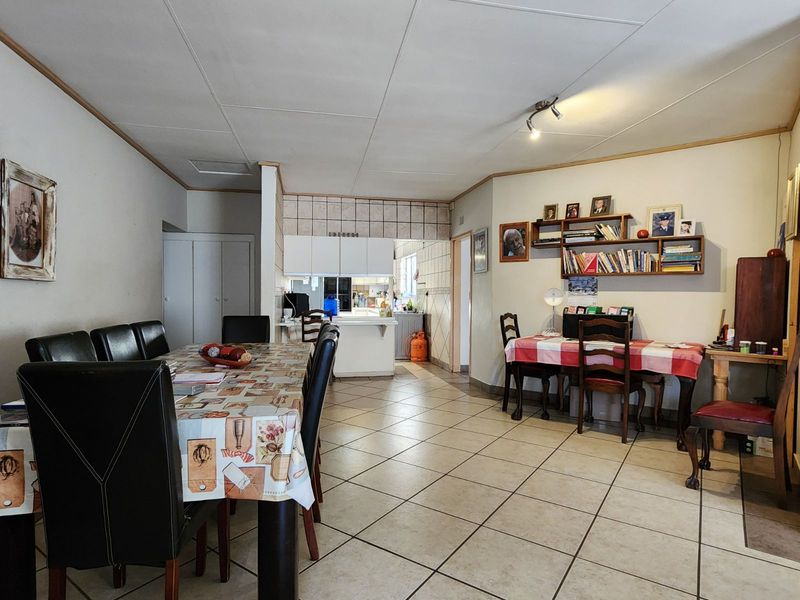 House For Sale in Flora Park - Photo 6