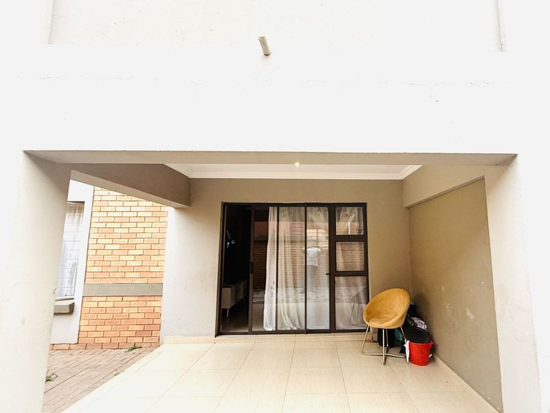 Apartment For Sale in Philip Nel Park - Photo 3