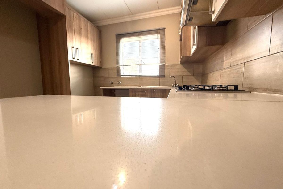 Apartment For Sale in Philip Nel Park - Photo 5