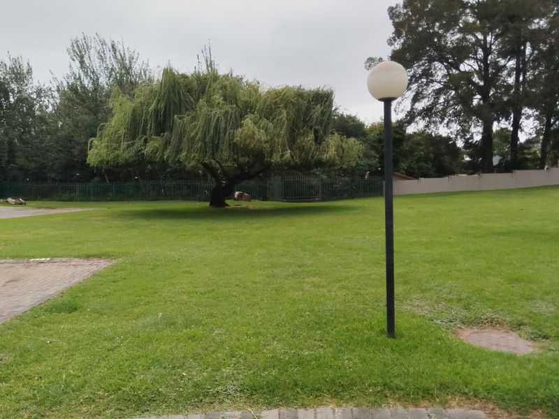 Apartment For Sale in Glenanda - Photo 2