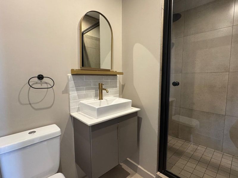 Apartment For Sale in Sandown - Photo 10