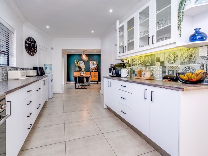 House For Sale in Noordheuwel - Photo 9