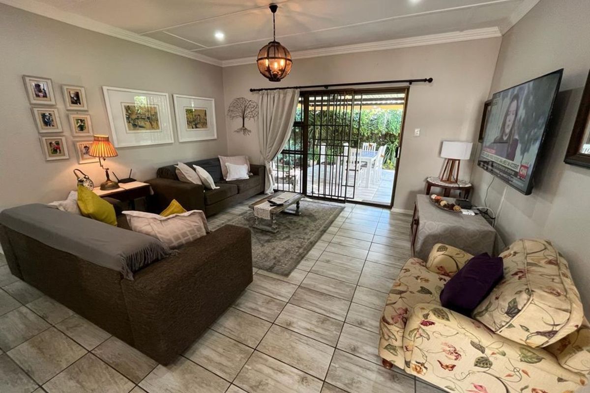 House For Sale in Memorial Road Area - Photo 3