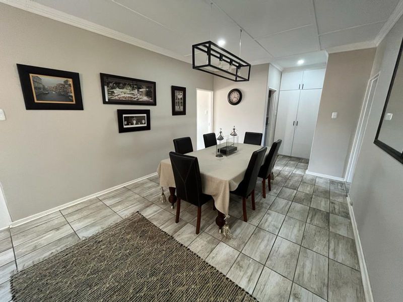 House For Sale in Memorial Road Area - Photo 5