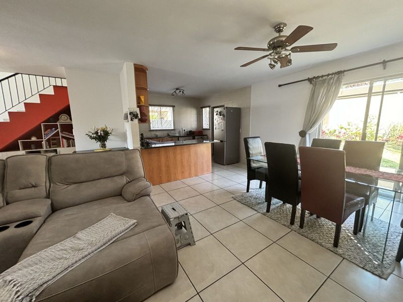 House For Sale in North Riding - Photo 5