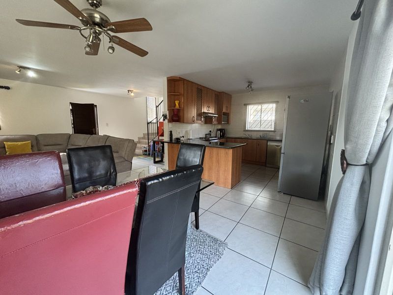 House For Sale in North Riding - Photo 9