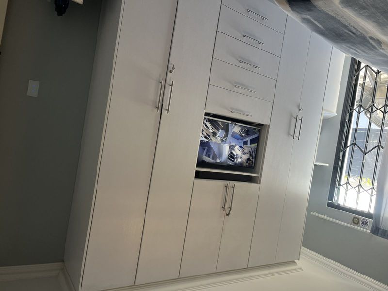 House For Sale in Parklands - Photo 8