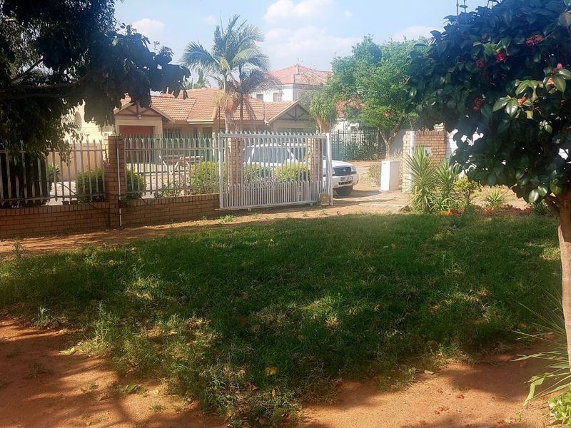 House For Sale in Serala View - Photo 7